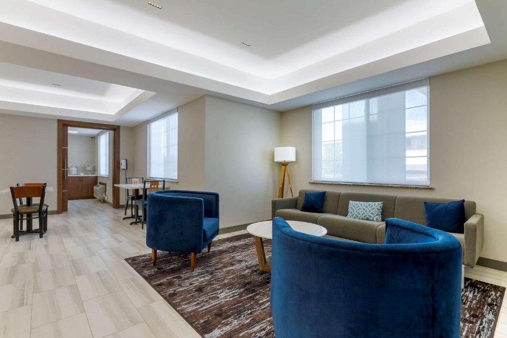 King Suite interior